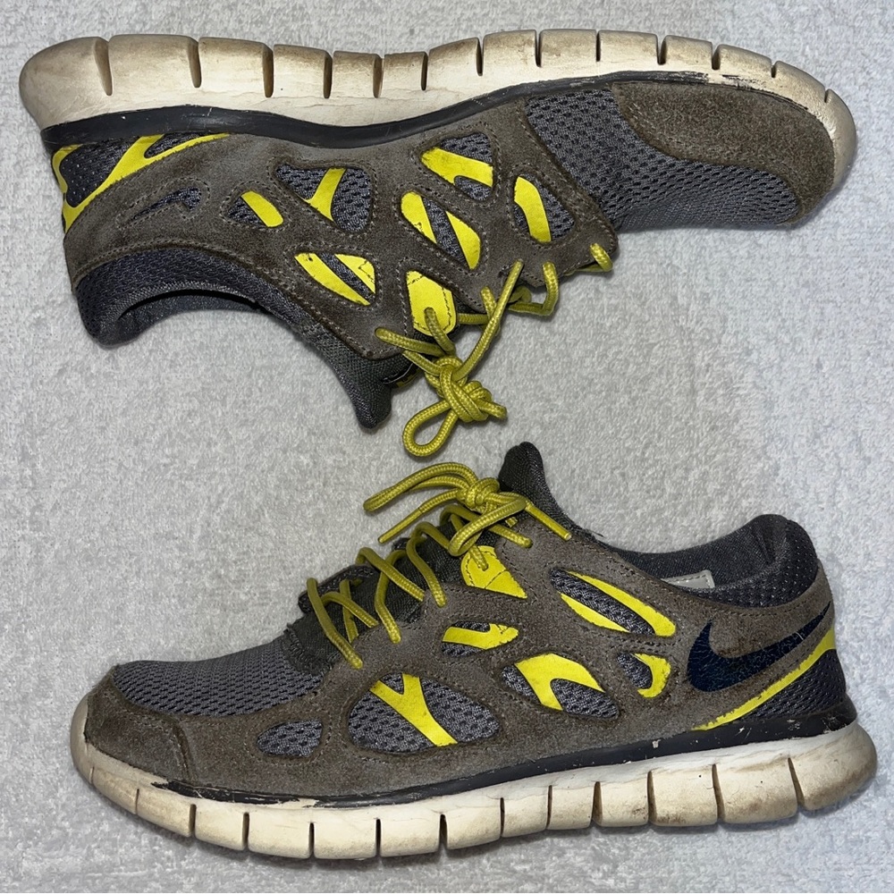 Nike Free Run Shoes Sneakers Men’s 9 Grey Flyknit Running Walking Gym Training